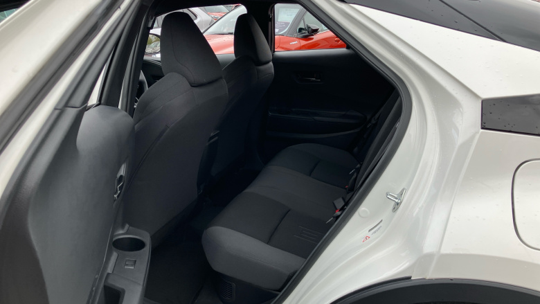 Toyota C-HR 2.0 PHEV Design 5dr CVT Hatchback